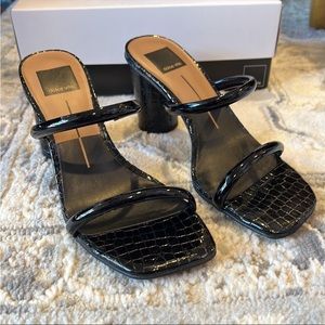 Dolce Vita Noles Midnight Patent Croco Leather / size 7.5